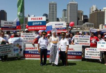 То, что не покажут по западным СМИ. Так встречали Путина в Австралии Так встречали Путина в Австралии Источник: http://politikus.ru/events/36399-to-chto-ne-pokazhut-po-zapadnym-smi-tak-vstrechali-putina-v-avstralii.html Politikus.ru