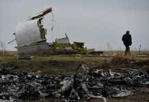 Власти Нидерландов скрыли секретное соглашение о контроле над расследованием крушения Boeing Власти Нидерландов скрыли секретное соглашение о контроле над расследованием крушения Boeing Оригинал статьи: http://russian.rt.com/article/60896?id#ixzz3JsA0xicD