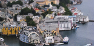 Как выглядят знаменитые города в tilt-shift фотографиях
