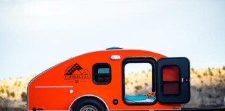 Трейлер-капля для путешественников