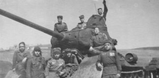 Легендарный танк Т-34 отмечает 80-летие со дня принятия на вооружение, видео из Улан-Удэ 80 лет со дня поступления танка Т-34 на вооружение советской армии