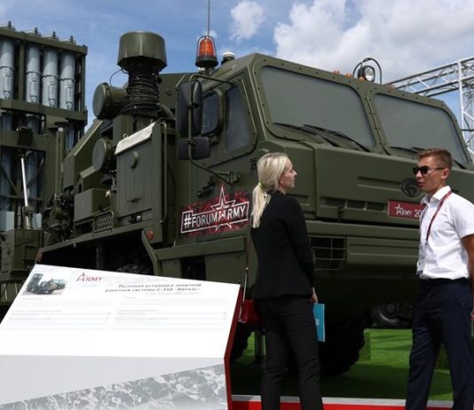 Новейший зенитно-ракетный комплекс С-350 «Витязь» поступил на вооружение российской армии Российский зенитно-ракетный комплекс С-350 Витязь