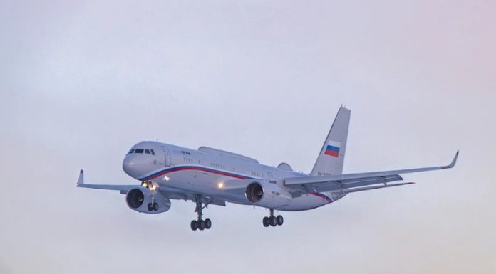 В Сирию прилетел самый секретный военный самолет РФ — ВКП МО РФ ТУ-214ПУ-СБУС.. А зачем? Самый секретный военный самолет России Ту-214ПУ-СБУС прибыл в Сирию