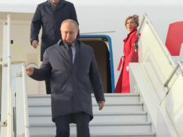 Во встрече «Нормандской четверки» от России вместе с Путиным В.В. участвуют еще 4 человека Путин прилетел в Париж на саммит нормандской четверки, 09.12.2019