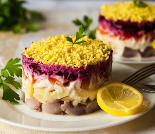 «Селедка под шубой», откуда появился этот любимый в СССР и России рецепт ?