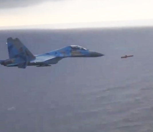 Интересное видео: полет украинской ракеты Р-360 («НЕПТУН») с борта истребителя Су-27
