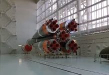 Как собирают российские ракеты-носители «Союз-2», видео от Д.Рогозина Как собирают российские ракеты-носители Союз-2, от главы Роскосмоса Рогозина