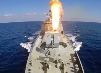 Точно в цель! Видео попадания ракет Калибр на вчерашних учениях ЧФ и СФ в Черном море, Путин оценил, видео Ракеты Калибр - точно в цель, учения ЧФ и СФ в Черном море под наблюдением Путина