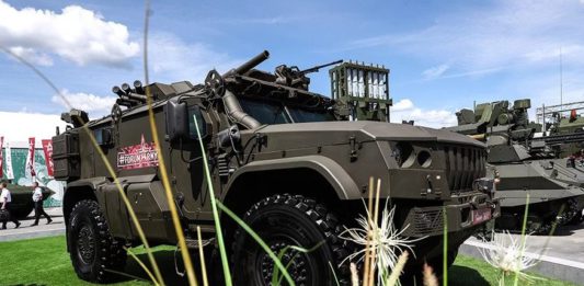 В ближайший год на вооружение армии РФ поступят артиллерийские новинки — «Дрок», «Флокс» и «Магнолия» В ближайший год на вооружение армии РФ поступят артиллерийские новинки - "Дрок", "Флокс" и "Магнолия"