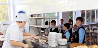 Госдумой принят Закон о бесплатном здоровом горячем питании школьников, предложенный Путиным Госдумой принят Закон о бесплатном здоровом горячем питании школьников, предложенный Путиным