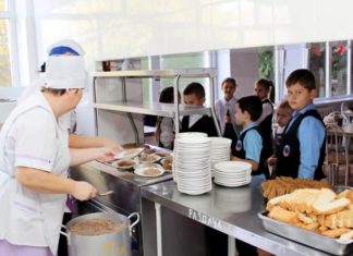 Госдумой принят Закон о бесплатном здоровом горячем питании школьников, предложенный Путиным Госдумой принят Закон о бесплатном здоровом горячем питании школьников, предложенный Путиным