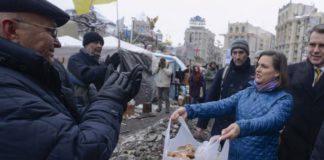 Госпереворот и расстрелы людей на Украине в 2014 организовали Пашинский, Парубий и Саакашвили, рассказано в фильме М.Капуто, США Госпереворот и расстрелы людей на Украине в 2014 организовали Пашинский, Парубий и Саакашвили, рассказано в фильме М.Капуто, США