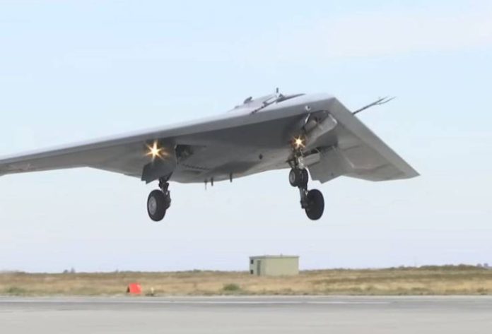 Почему США так боятся российский БПЛА С-70 "Охотник"? И правильно боятся..
