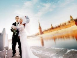 Сегодня, в день Св.Валентина, в Москве поженятся более 500 пар.. День влюбленных, всё таки! Сегодня, в день Св.Валентина, в Москве поженятся более 500 пар.. День влюбленных, всё таки!