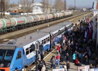 7 марта 2020 по Крымскому мосту прошёл первый рельсобус Керчь-Анапа, в пути всего 2 часа, видео 7 марта 2020 по Крымскому мосту прошёл первый рельсобус Керчь-Анана, в пути всего 2 часа, видео