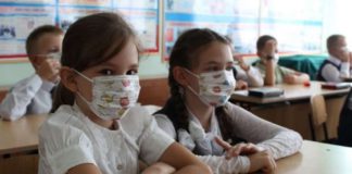 В школах России объявлены каникулы с 23 марта по 12 апреля из-за пандемии коронавируса В школах России объявлены каникулы с 23 марта по 12 апреля из-за пандемии коронавируса