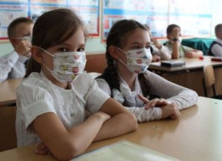 В школах России объявлены каникулы с 23 марта по 12 апреля из-за пандемии коронавируса В школах России объявлены каникулы с 23 марта по 12 апреля из-за пандемии коронавируса