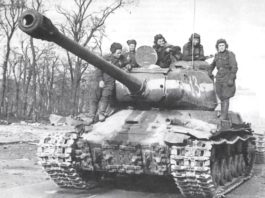 История танка ИС-2 в годы Великой Отечественной войны, его характеристики и заслуги с битвах с «Тиграми» История танка ИС-2 в годы Великой Отечественной войны, его характеристики и заслуги с битве с "Тиграми"