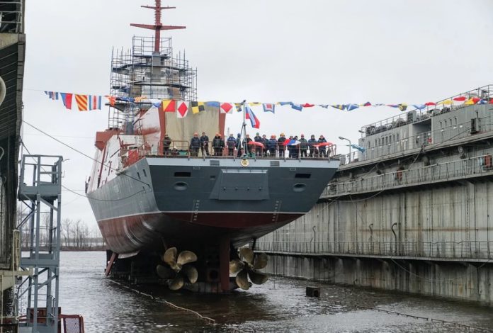 Со стапелей "Северной верфи" в Санкт-Петербурге сошел корвет «Ретивый» проекта 20380 для Черноморского флота