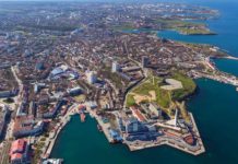 Указом президента РФ Путина иностранцам запрещены покупка и владение землёй в Крыму.. Ибо — хватит! Иностранцы не смогут владеть землей в Крыму и Севастополе. Указ Президента