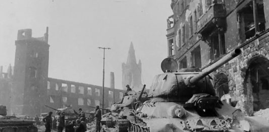 75 лет назад, 9 апреля 1945, советские войска овладели Кенигсбергом в ходе Кенигсбергской операции, видео 9 апреля 1945 года завершился штурм советскими войсками Кёнигсберга, который через год стал Калининградом