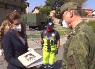 Мэр коммуны Горлаго (Италия) поблагодарила российских военных за помощь в борьбе с коронавирусом, видео Мэр коммуны Горлаго (Италия) поблагодарила российских военных за помощь в борьбе с коронавирусом, видео