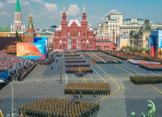 Парад Победы 2020 должен быть перенесен из-за коронавируса, о чем направлены обращения к Путину Парад Победы 2020 должен быть перенесен из-за коронавируса, о чем направлены обращения к Путину