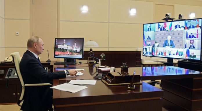 Почему в России пандемия коронавируса не переросла в катастрофу. Европа и США признают свой провал и успех россиян Почему в России пандемия коронавируса не переросла в катастрофу. Европа и США признают свой провал и успех россиян