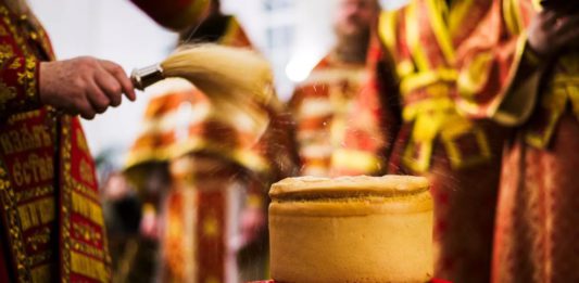 Сегодня Светлая Пасхальная среда по православному христианскому календарю Сегодня Светлая Пасхальная среда по православному христианскому календарю