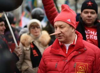 «Бесстрашному» депутату КПРФ Рашкину смешны карантинные меры? Под суд такого «слугу народа» и вон из Госдумы! "Бесстрашному" депутату КПРФ Рашкину смешны карантинные меры? Под суд такого "слугу народа" и вон из Госдумы!