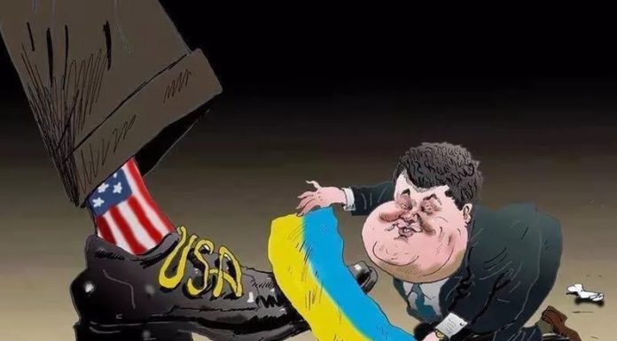 Как бывший президент Украины Порошенко, угодливо и «пресмыкаясь» сдавал свою страну и украинцев колонизатору Байдену , видео Как бывший президент Украины Порошенко, "пресмыкаясь", угодливо сдавал свою страну и украинцев колонизатору Байдену