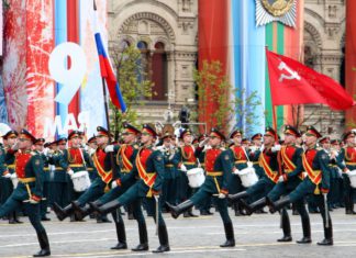 Парад Победы в Москве в честь 75-летия Победы в Великой Отечественной Войне пройдет 24 июня 2020 Парад Победы в Москве в честь 75-летия Победы в Великой Отечественной Войне пройдет 24 июня 2020
