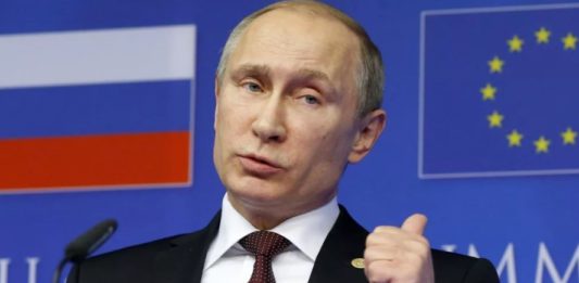 «Путин смело говорит правду, а Британия и Евросоюз выглядят жалкими», комментируют европейцы статью в Daily Express "Путин смело говорит правду, а мы, в Евросоюзе, выглядим жалкими", комментируют европейцы статью Daily Express