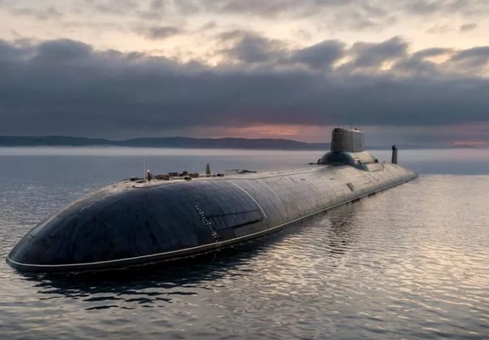 Завтра, в День России, в ВМФ РФ передадут атомный подводный крейсер "Князь Владимир"