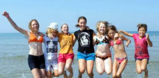 С 1 июля в Крыму откроются кинотеатры, аквапарки, детские лагеря, спа-центры, бани и сауны С 1 июля в Крыму откроются кинотеатры, аквапарки, детские лагеря, спа-центры, бани и сауны