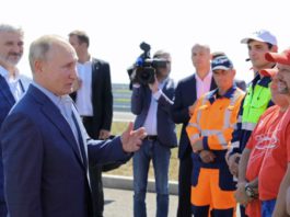 В Крыму открыта трасса «Таврида» от Керчи до Севастополя, открывал президент Путин, видео В Крыму открыта трасса "Таврида" от Керчи до Севастополя, открывал президент Путин, видео