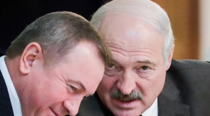 Ошибка Лукашенко: он как и Янукович не «зачистил предателей» в своем окружении, мнение политолога Ищенко Ошибка Лукашенко: он как и Янукович не "зачистил предателей" в своем окружении, мнение политолога Ищенко