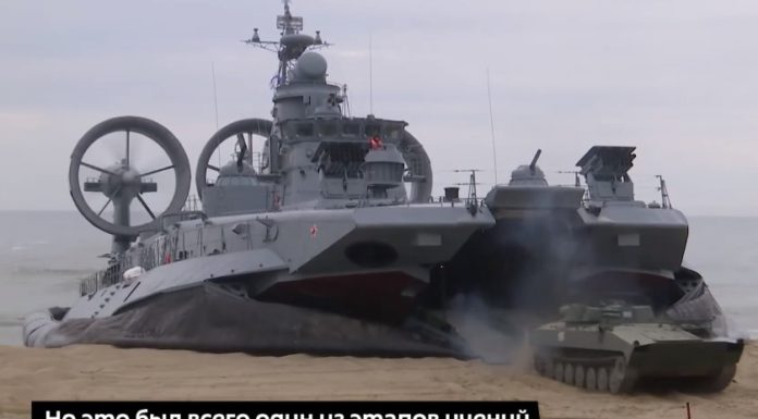 Российские военные воздушно-морские учения «Океанский щит — 2020» проходят на Балтике в Калининградской области, видео Российские военные воздушно-морские учения "Океанский щит - 2020" проходят на Балтике в Калининградской области, видео
