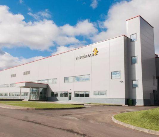 Британская AstraZeneca провалила свою «вакцину» от коронавируса, но намерена продавать её в будущем, не отвечая за побочные эффекты Британская AstraZeneca провалила свою "вакцину" от коронавируса, но намерена продавать её в будущем, не отвечая за побочные эффекты
