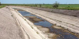 В Крыму впервые в России будет построен опреснитель морской воды В Крыму впервые в России будет построен опреснитель морской воды