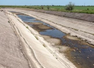 В Крыму впервые в России будет построен опреснитель морской воды В Крыму впервые в России будет построен опреснитель морской воды