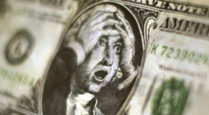 ФРС и экономика США позорят американцев, необратимо свергая доллар с пьдестала всемирной резервной валюты ФРС и экономика США позорят американцев, необратимо свергая доллар с пьдестала всемирной резервной валюты