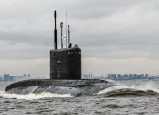 Новая подводная лодка проекта 636.3 «Варшавянка» завтра войдет в состав Военно-морского флота России Новая подводная лодка проекта 636.3 "Варшавянка" завтра войдет в состав Военно-морского флота России