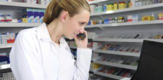 Как узнать о наличии нужных лекарств в аптеках — в России запускается горячая линия для населения и аптек Как узнать о наличии нужных лекарств в аптеках - в России запускается горячая линия для населения и аптек