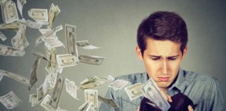 Куда вложить деньги, чтобы не потерять свои средства от девальвации.. «Не вздумайте в доллар», советует эксперт Куда вложить деньги, чтобы не потерять свои средства от девальвации.. Главное - не в доллар, советы от эксперта