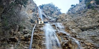 Пересох водопад Учан-Су (самый высокий в Европе, Крым), мнение эксперта В.Белокопытова, видео Пересох водопад Учан-Су (самый высокий в Европе, Крым), мнение эксперта В.Белокопытова