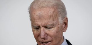 Факты из жизни Джо Байдена (инфографика): старейший президент США, потеря жены и сына, 2 президентские гонки, слабоумие Факты из жизни Джо Байдена (инфографика): старейший президент США, потеря жены и сына, 2 президентские гонки, деменция..