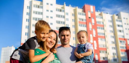 Что такое социальные выплаты на жилье молодым семьям — как оформить и получить эти выплаты? Что такое социальные выплаты на жилье молодым семьям - как оформить и получить эти выплаты?