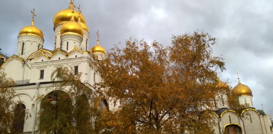 Скверы Московского Кремля, археологические шурфы, прогулка по Кремлю, Кремль без пафоса, видео Скверы Московского Кремля, археологические шурфы, прогулка по Кремлю, Кремль без пафоса, видео