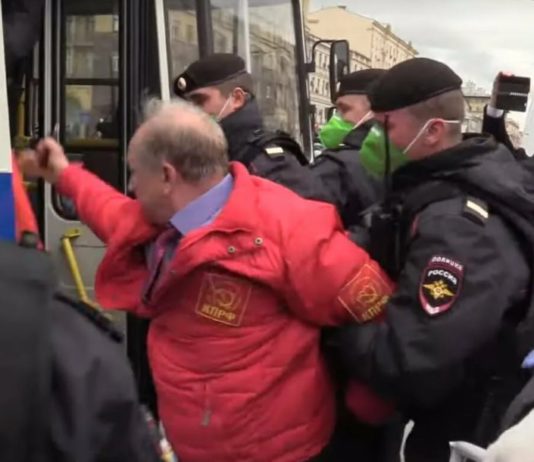 Коммунист Рашкин активно отрицает опасность и меры против COVID-19, а ведь пойдет на выборы в Москве в 2021 году Коммунист Рашкин активно отрицает опасность и меры против COVID-19, а ведь пойдет на выборы в Москве в 2021 году